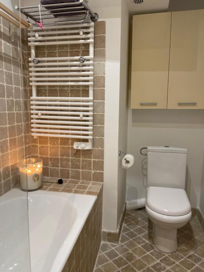 Quartier Montorgueil, Voie Pietonne, Dans Un Immeuble Du Xveme Lejlighed Paris Eksteriør billede