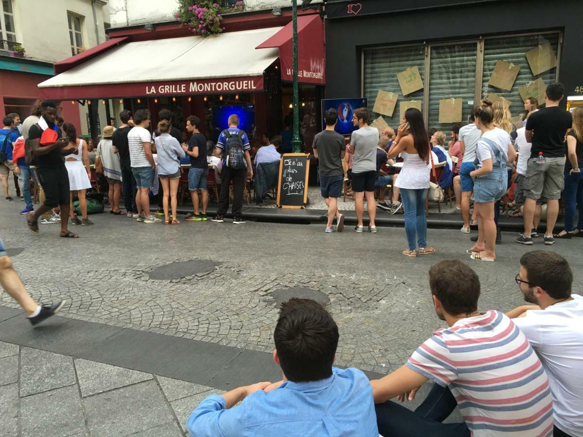 Quartier Montorgueil, Voie Pietonne, Dans Un Immeuble Du Xveme Lejlighed Paris Eksteriør billede